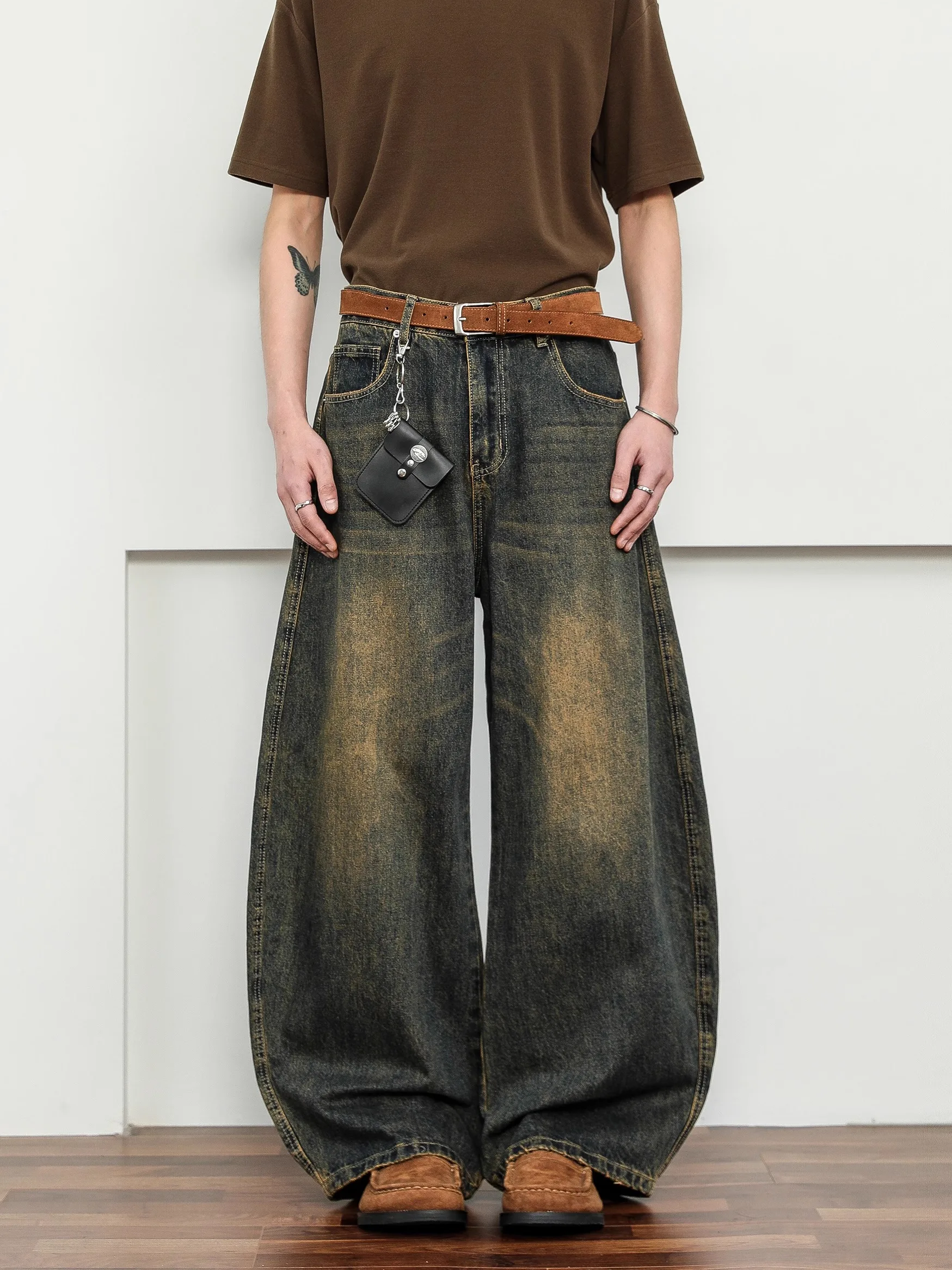 Джинсы-клеш в стиле ретро-американский винтаж, повседневные, свободные, широкие, прямые, унисекс, из денима
Джинсы-клеш в стиле ретро-американский винтаж, повседневные, свободные, широкие, прямые, унисекс, из денима