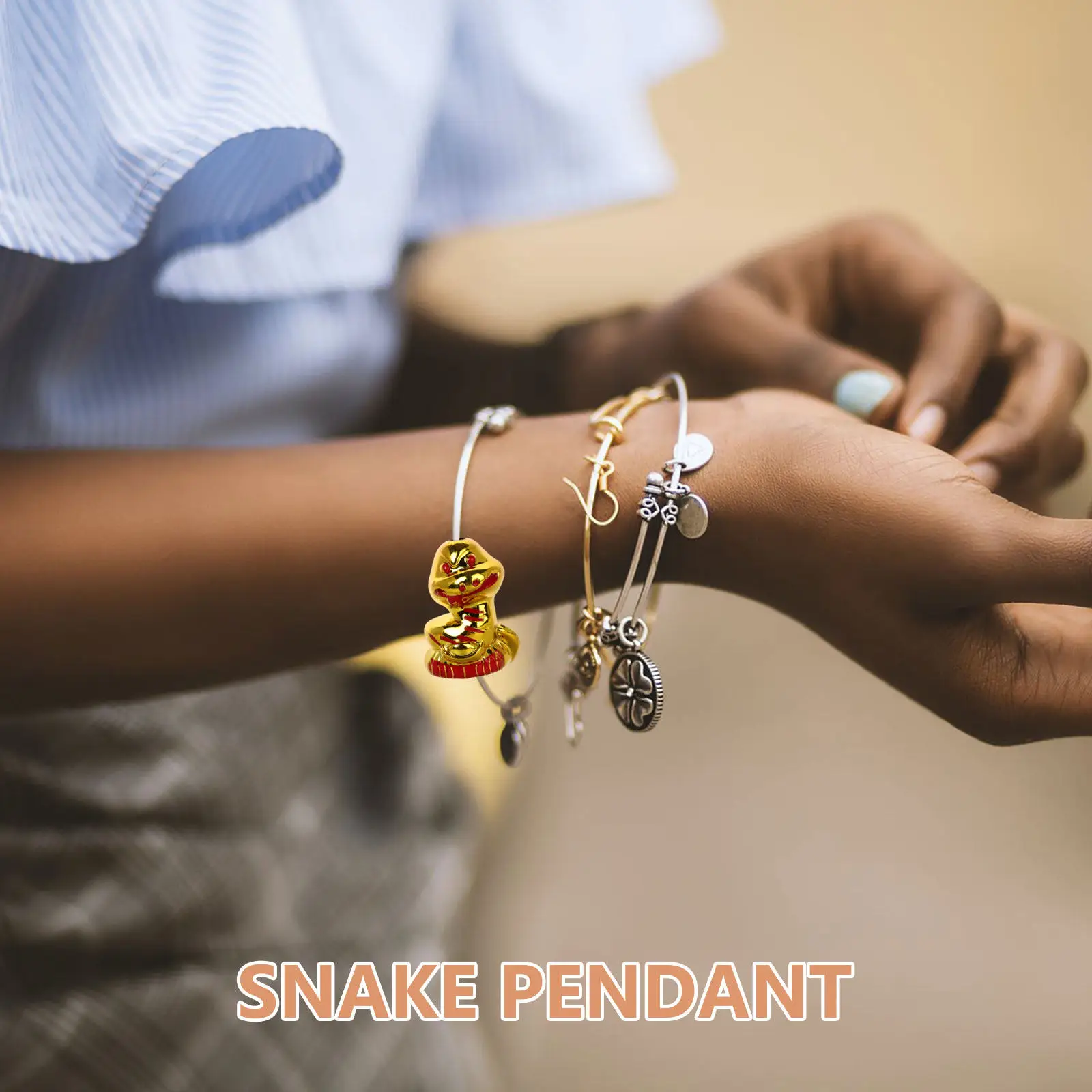 10 шт. Золотые подвески-змеи в форме слитка, талисманы благополучия по китайскому зодиаку, для Китайского Нового года 2025, кулоны Фэн-шуй, бусины для DIY украшений
10 шт. Золотые подвески-змеи в форме слитка, талисманы благополучия по китайскому зодиаку, для Китайского Нового года 2025, кулоны Фэн-шуй, бусины для DIY украшений