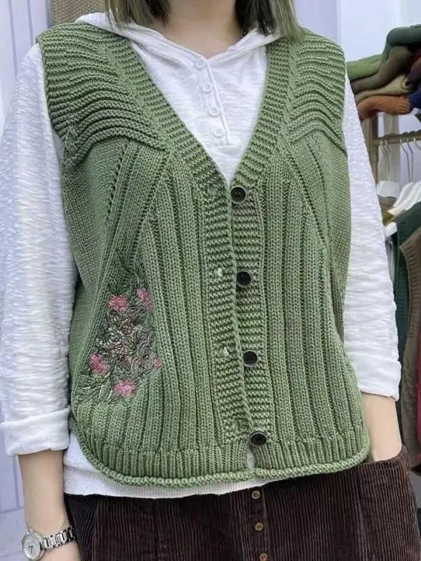 Elegant Embroidered V-Neck Knitted Cardigan Women's Versatile Slimming Vest Spring Fashion Outerwear Comfortable Casual Style
Elegant Embroidered V-Neck Knitted Cardigan Women's Versatile Slimming Vest Spring Fashion Outerwear Comfortable Casual Style
