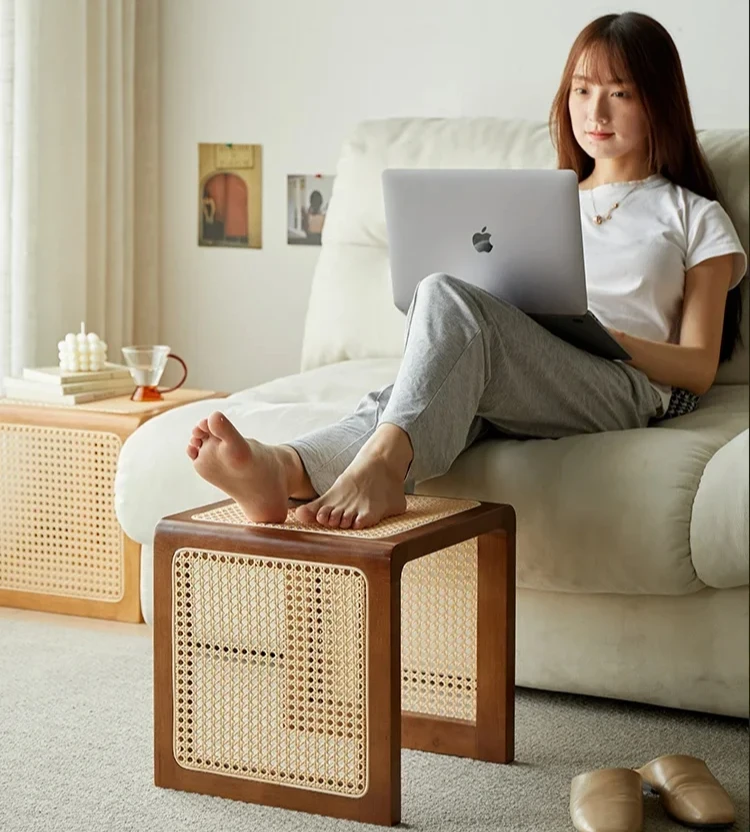 Modern Low Table for Home and Office Modern Low Table for Home and Office