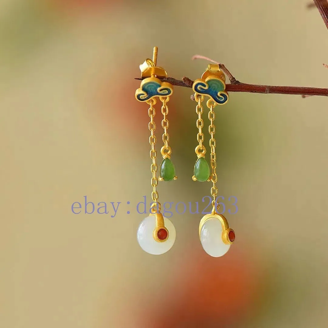 Natural Hotan Jade Earrings Ethnic Minority Retro Style Gold plated Earrings
Natural Hotan Jade Earrings Ethnic Minority Retro Style Gold plated Earrings