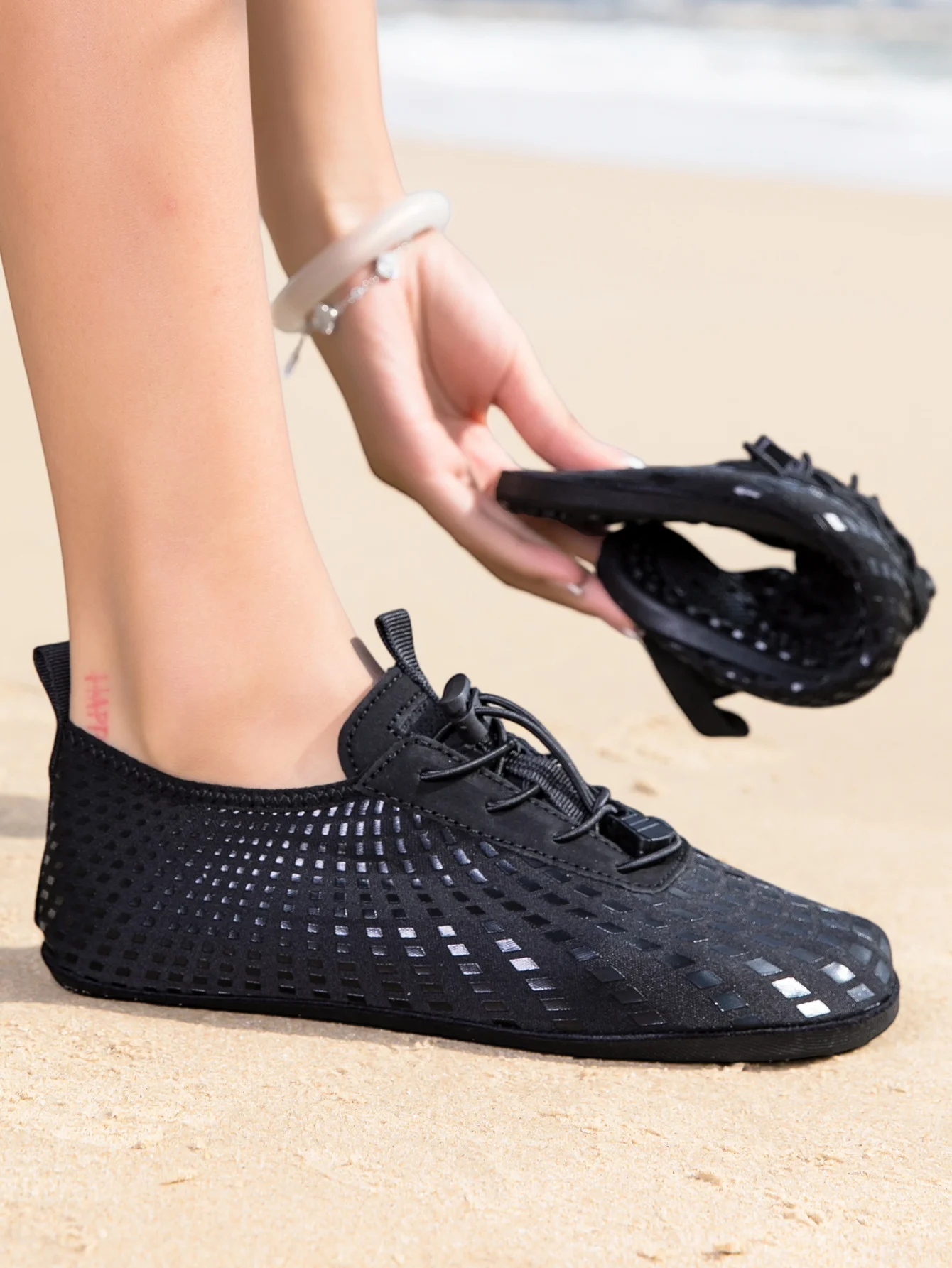 ummer 5 Colors Water Shoes for Men Women Quick-Drying Aqua Socks Non-Slip Beach Swim River Surf Barefoot Exercise Shoes
ummer 5 Colors Water Shoes for Men Women Quick-Drying Aqua Socks Non-Slip Beach Swim River Surf Barefoot Exercise Shoes