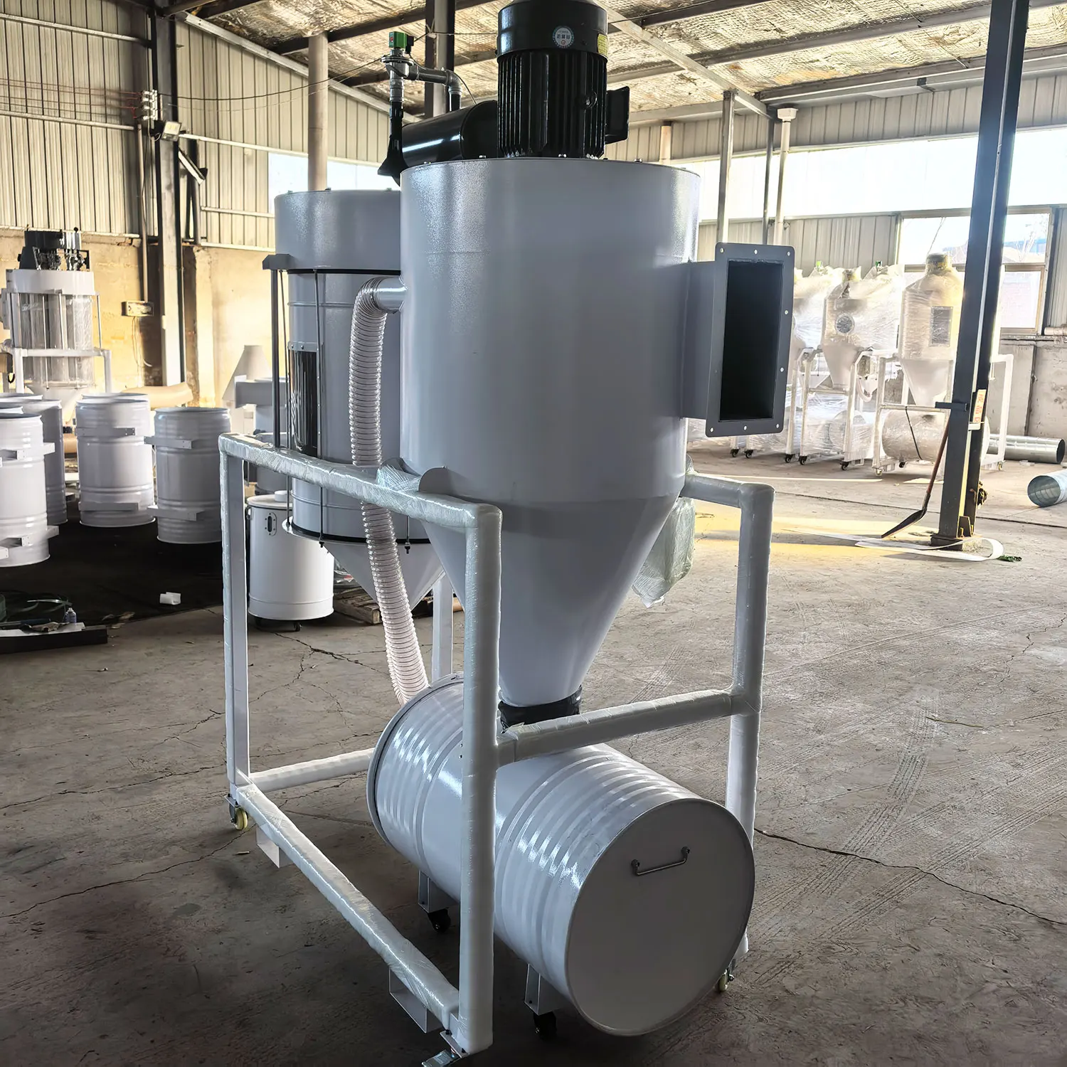 PDC5500 Одиночный деревообрабатывающий пылесборник
PDC5500 Одиночный деревообрабатывающий пылесборник