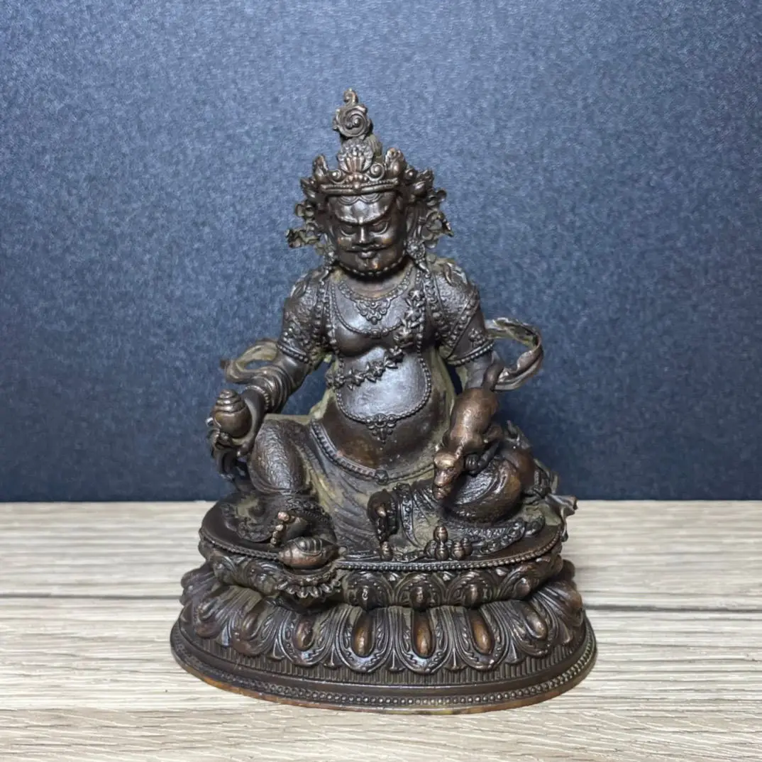 Antique antique Buddha statue Nepal Tibetan home god Bodhisattva tantra offering tabletop ornaments crafts
Antique antique Buddha statue Nepal Tibetan home god Bodhisattva tantra offering tabletop ornaments crafts