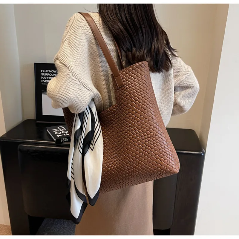 Soft Pu Leather Brand Girls Shoulder Bags Black HandBags Tote New Arrival Mini Small Motorcycle Bags Crossbody for Women
Soft Pu Leather Brand Girls Shoulder Bags Black HandBags Tote New Arrival Mini Small Motorcycle Bags Crossbody for Women