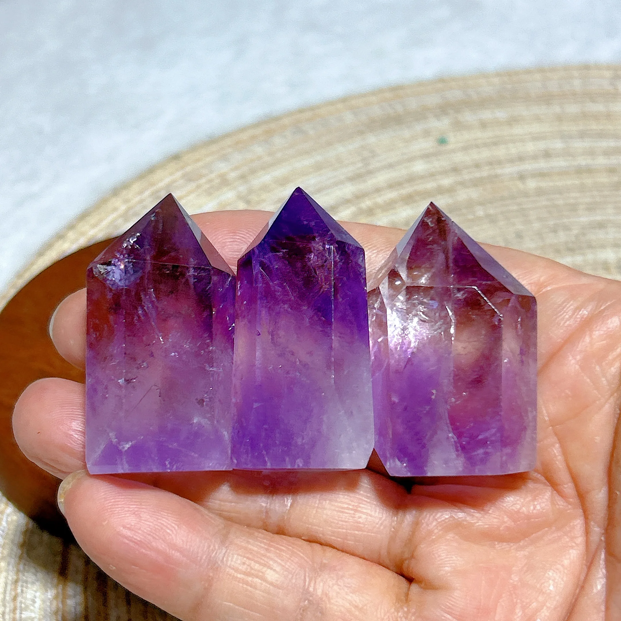 Healing Natural Brazil Crystal Ametrine Amethyst Tower Rainbow High Quality Gemstones Mineral Energy Home Decorations Gift
Healing Natural Brazil Crystal Ametrine Amethyst Tower Rainbow High Quality Gemstones Mineral Energy Home Decorations Gift