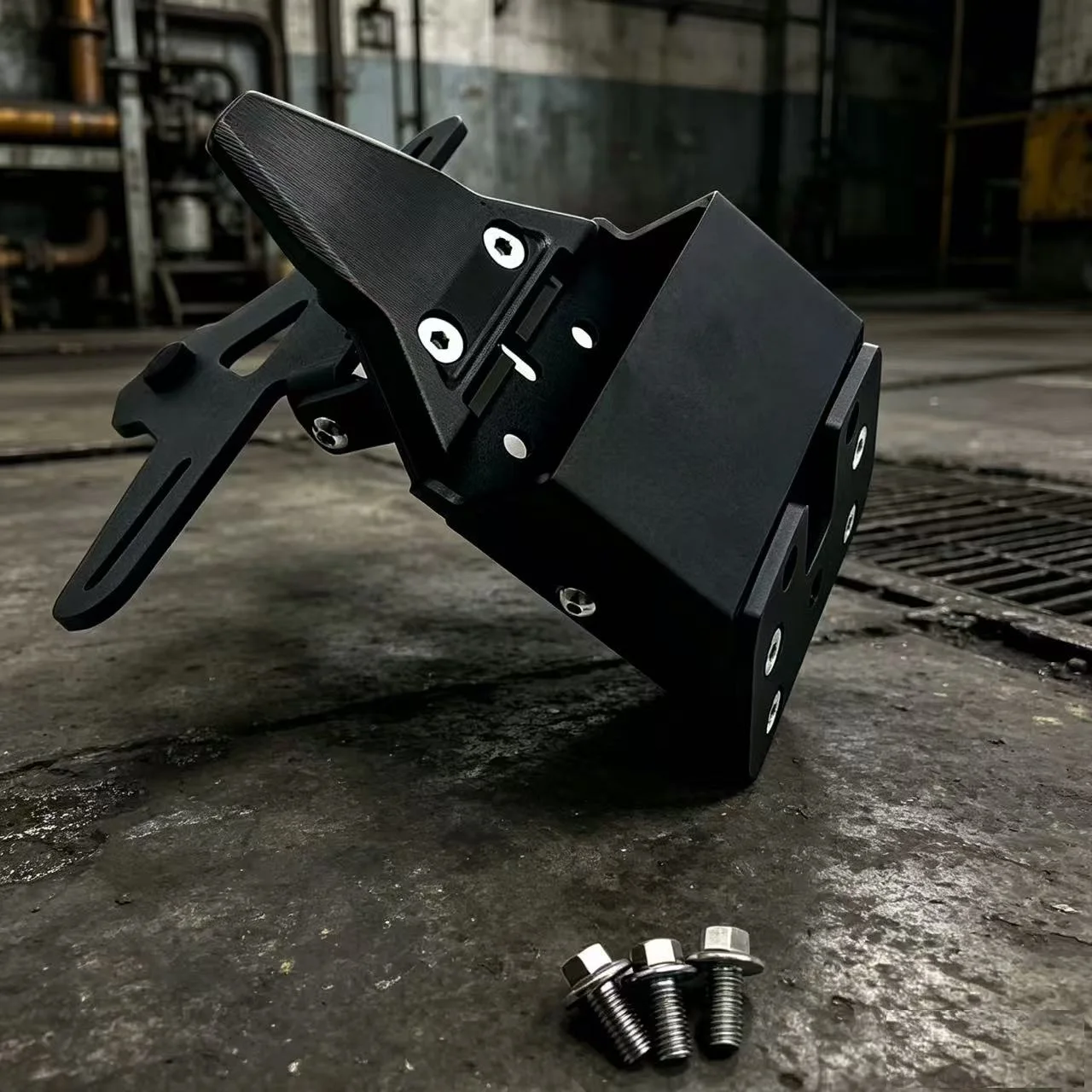 For QJMOTOR SRK600RS/SRK800Rear License Plate modified short tail rear license plate frame non-destructive installation Adjust
For QJMOTOR SRK600RS/SRK800Rear License Plate modified short tail rear license plate frame non-destructive installation Adjust