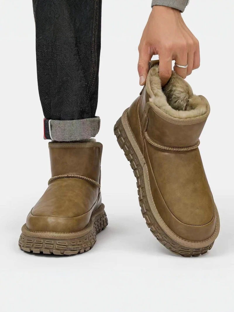 Men's Winter Snow Boots Thickened Fleece Warm Cotton Shoes Leather Fur Integrated Large Cotton Boots for below 40 Degrees Cel...
Men's Winter Snow Boots Thickened Fleece Warm Cotton Shoes Leather Fur Integrated Large Cotton Boots for below 40 Degrees Cel...