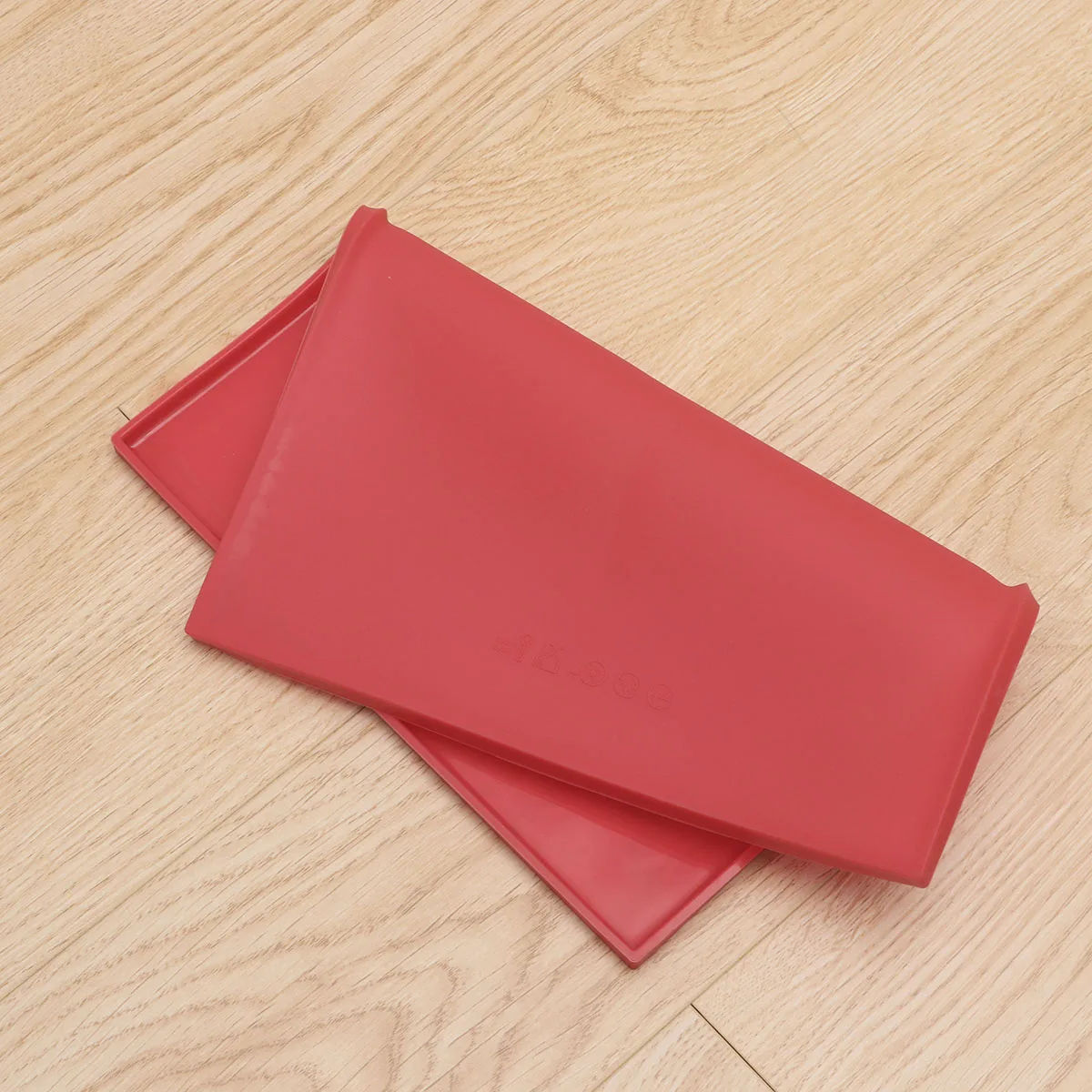 Pet Feeding Mat Silicone Waterproof Non-Slip Bowl Pad For Dogs Cats Heat Resistant Washable Dishwasher Safe .87"
Pet Feeding Mat Silicone Waterproof Non-Slip Bowl Pad For Dogs Cats Heat Resistant Washable Dishwasher Safe .87"