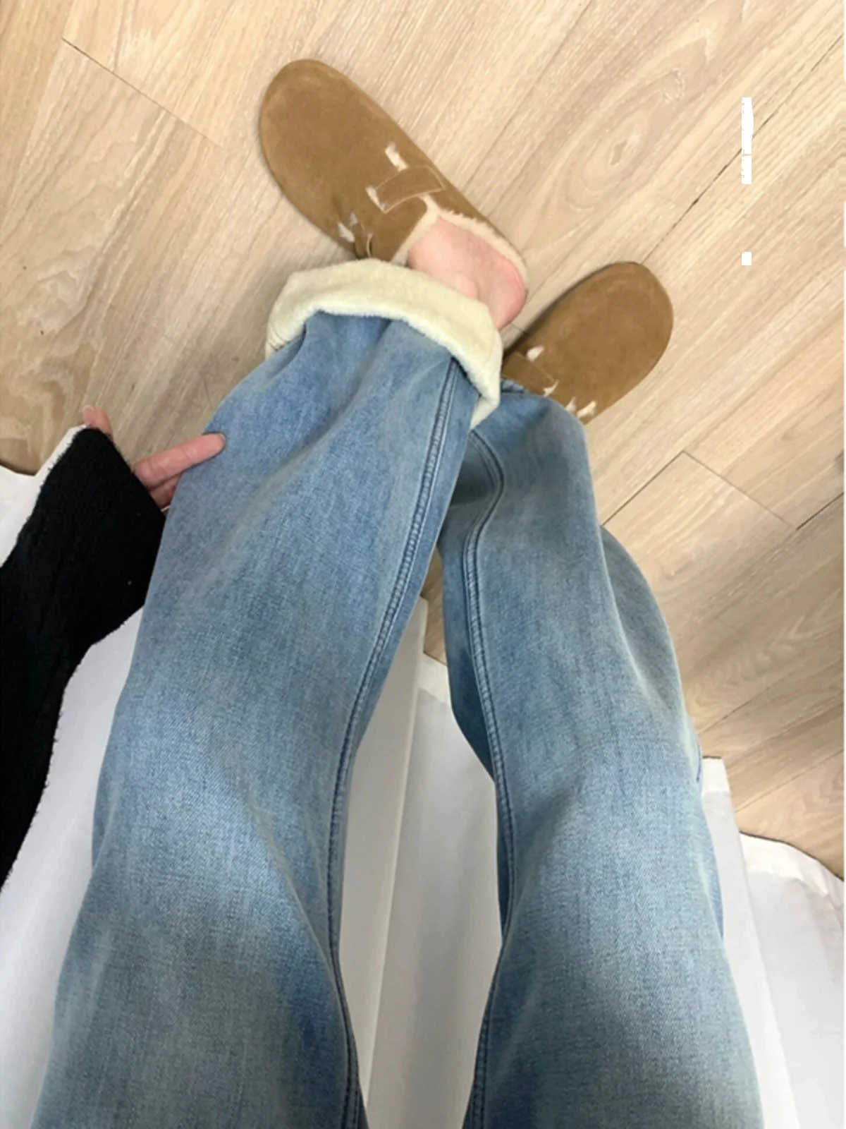 Thickened Fleece Men's Jeans Autumn Winter Style Slimming Straight Leg Long Pants Trendy American Brand Youthful Polyester Fiber
Thickened Fleece Men's Jeans Autumn Winter Style Slimming Straight Leg Long Pants Trendy American Brand Youthful Polyester Fiber