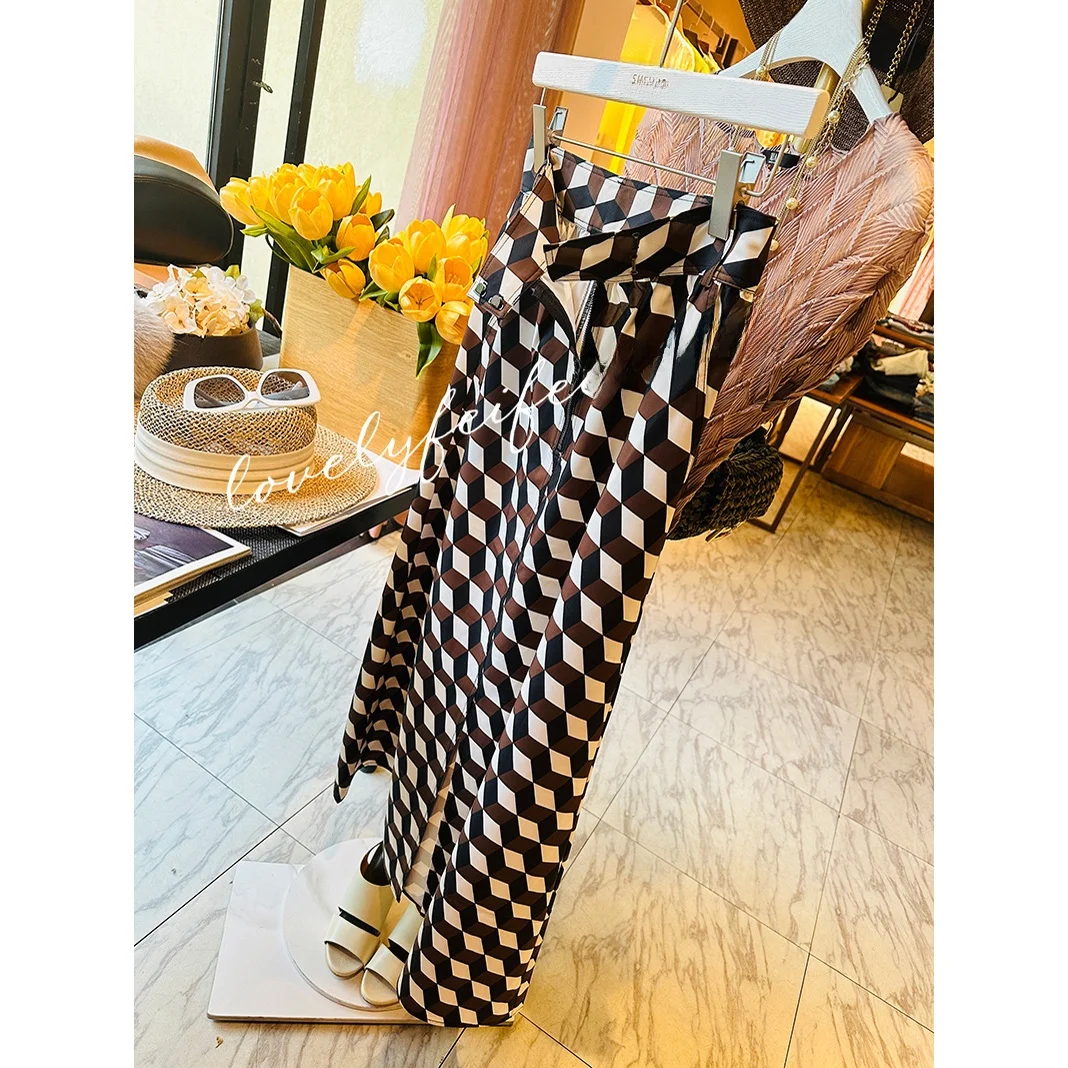 Coffee Geometry Long High Waist Skirt Elegant Thinming Half Body Skirt Street Style H-Shape Polyester Fiber Spring 2023
Coffee Geometry Long High Waist Skirt Elegant Thinming Half Body Skirt Street Style H-Shape Polyester Fiber Spring 2023