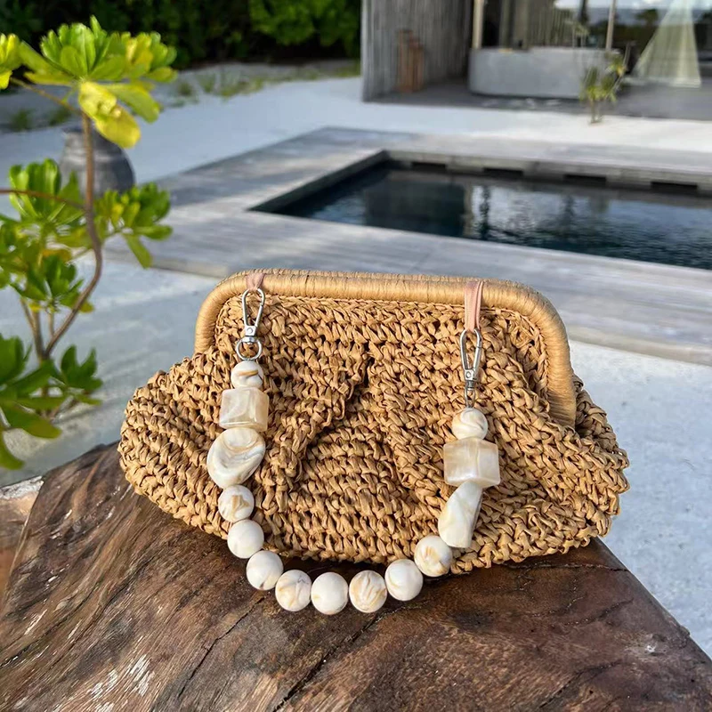 Модные женские соломенные сумки, модные и нишевые тканые сумки через плечо, сумки через плечо.
Модные женские соломенные сумки, модные и нишевые тканые сумки через плечо, сумки через плечо.