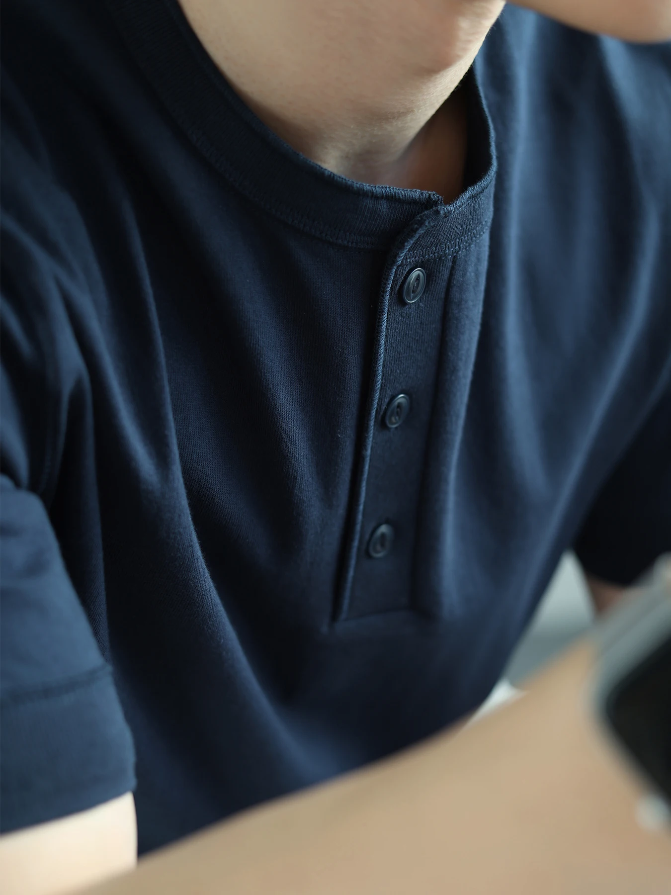 Heavyweight Combed Cotton Short Sleeve T-Shirt Casual Commute Breathable Standard Fit Business Gentleman Style Summer Tee
Heavyweight Combed Cotton Short Sleeve T-Shirt Casual Commute Breathable Standard Fit Business Gentleman Style Summer Tee