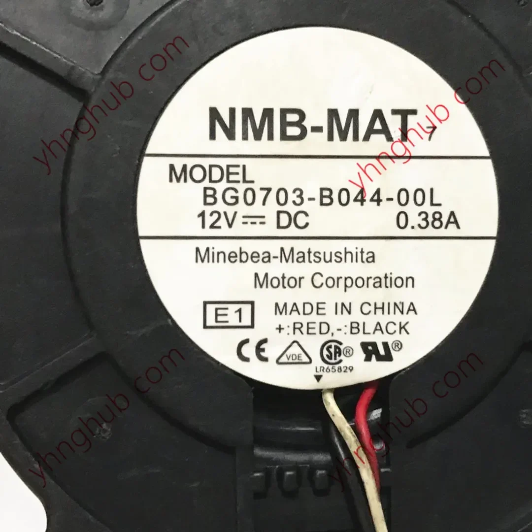 NMB-MAT BG0703-B044-00L E1 DC 12 В 0,38 А 75x75x30 мм 3-проводной охлаждающий вентилятор для сервера
NMB-MAT BG0703-B044-00L E1 DC 12 В 0,38 А 75x75x30 мм 3-проводной охлаждающий вентилятор для сервера