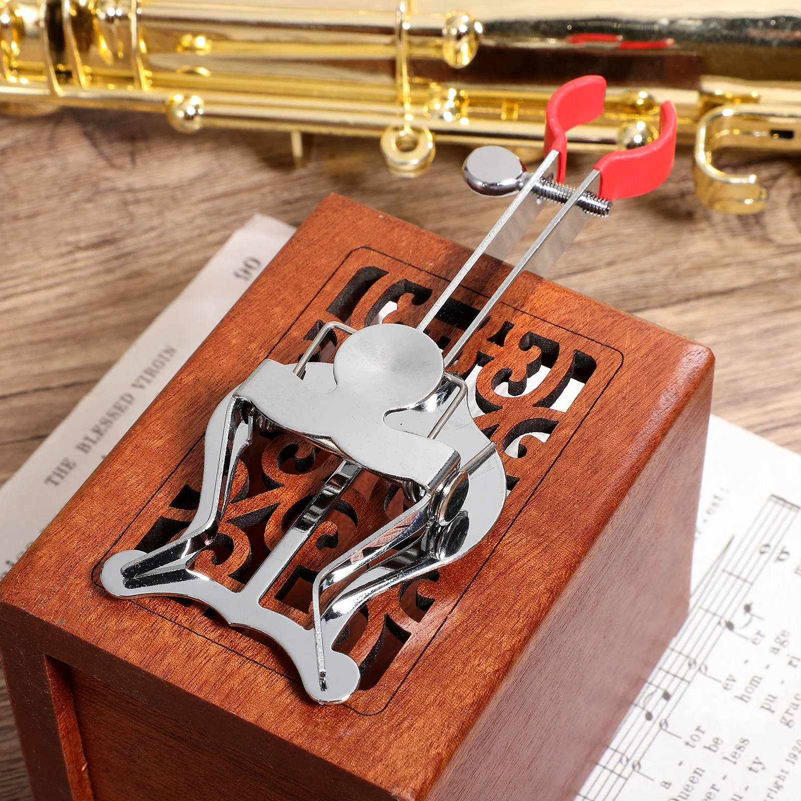 1pcs Iron Trumpet Lyre Sheet Music Clip Coated Clamp Compatible Instruments Marching Band Score Holder
1pcs Iron Trumpet Lyre Sheet Music Clip Coated Clamp Compatible Instruments Marching Band Score Holder