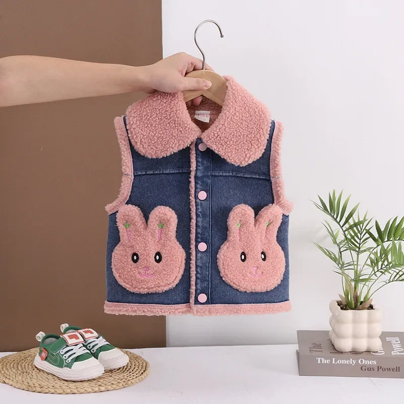 New Winter Baby Girls Clothes Children Cute Thicken Warm Vest Toddler Clothing Infant Fashion Casual Costume Kids Sportswear
New Winter Baby Girls Clothes Children Cute Thicken Warm Vest Toddler Clothing Infant Fashion Casual Costume Kids Sportswear