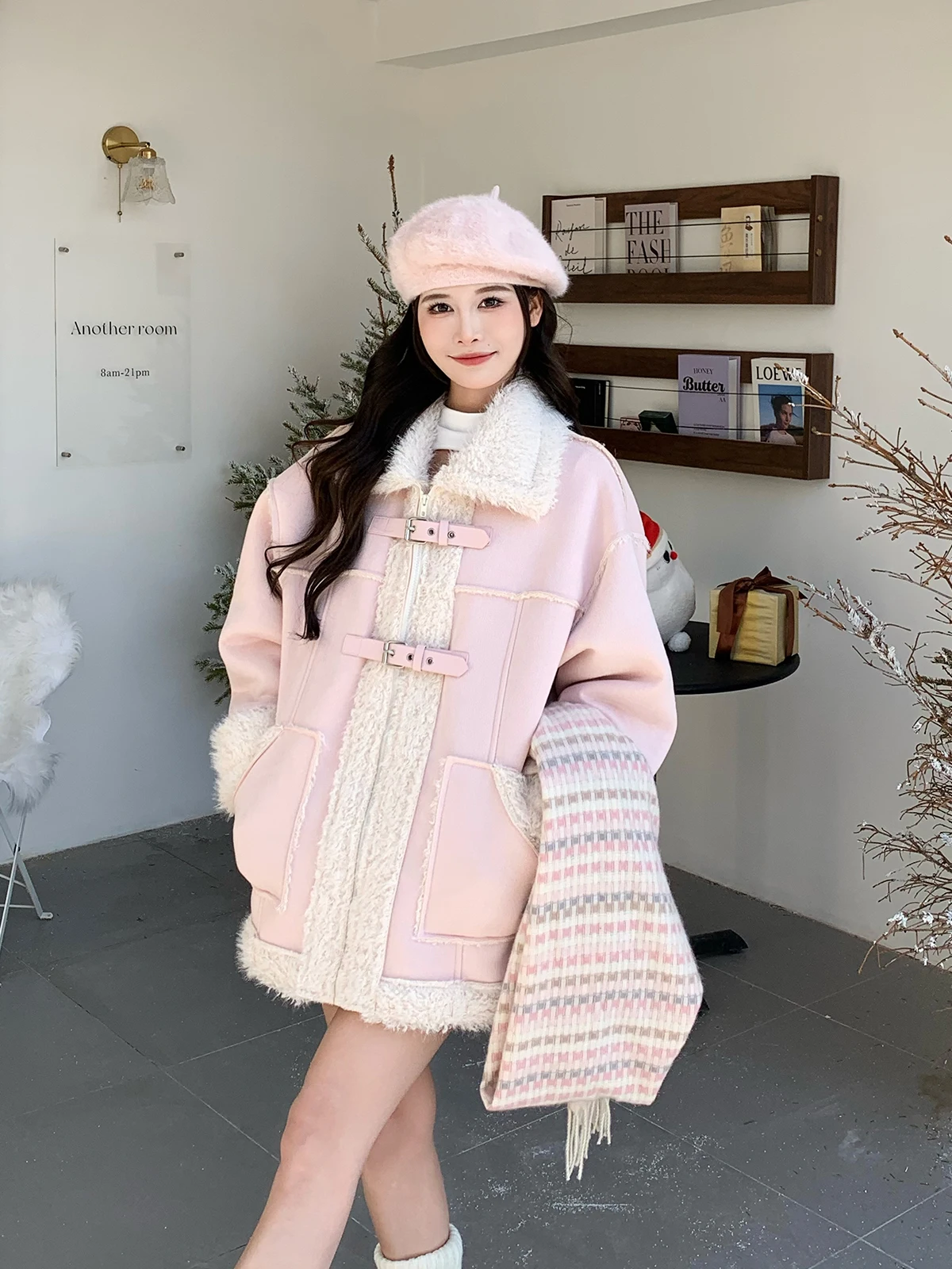 Korean Sle Thiened Fce Lined Biker Jaet Women's Winter Coat Outerwear PU Leather And Fur Inteated Sweet Sle
Korean Sle Thiened Fce Lined Biker Jaet Women's Winter Coat Outerwear PU Leather And Fur Inteated Sweet Sle