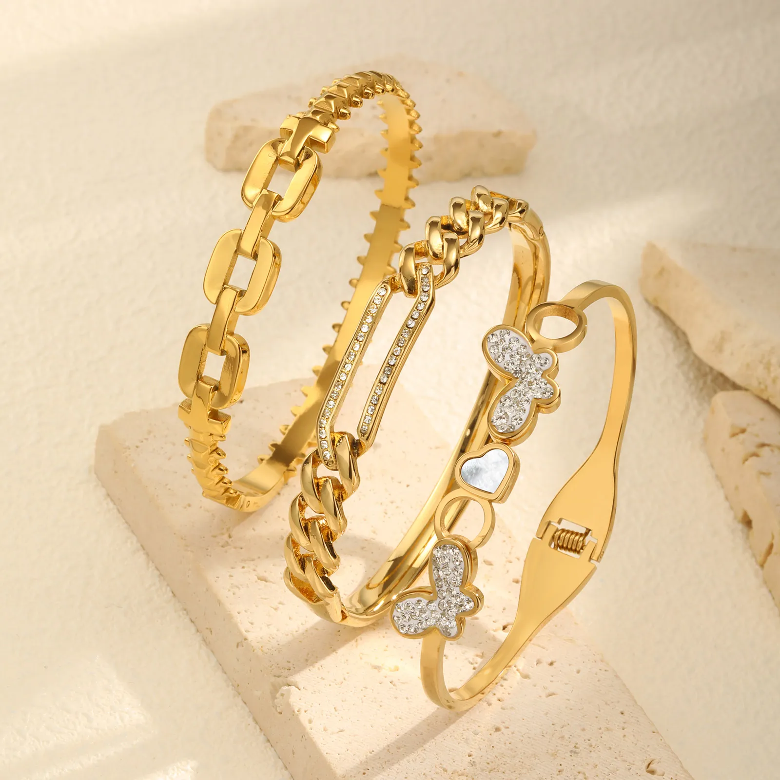 Stainless Steel Paper Clip Opens Bracelet for Women,Elegant Gold Color Butterfly Bracelet,Luxury Jewelry for Girlfriend Mom Gift
Stainless Steel Paper Clip Opens Bracelet for Women,Elegant Gold Color Butterfly Bracelet,Luxury Jewelry for Girlfriend Mom Gift