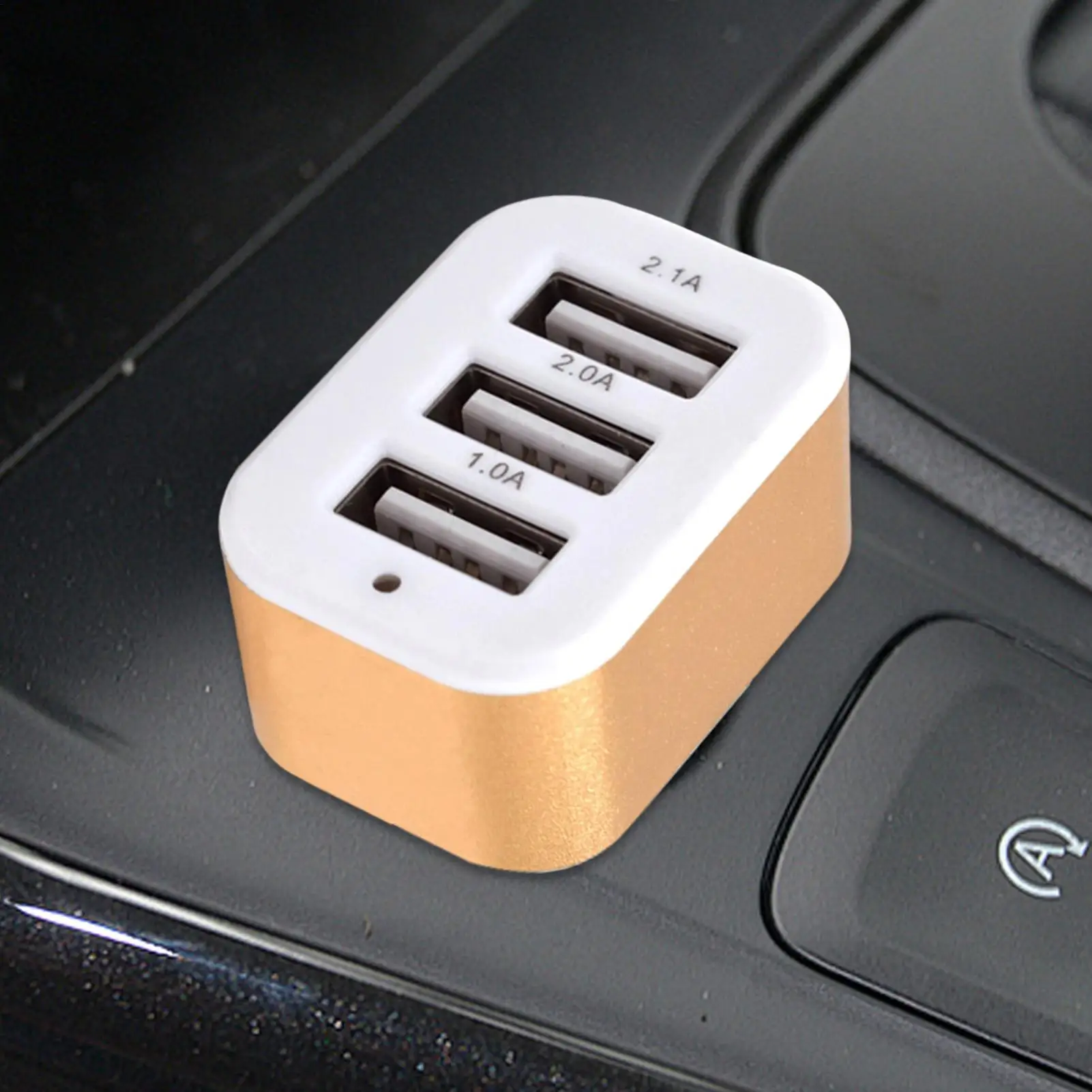 Автомобильное зарядное устройство для сотового телефона Автомобильный адаптер питания с 3 USB-портами Эффективный дизайн рассеивания тепла Автомобильный зарядный инструмент для планшетов 
Автомобильное зарядное устройство для сотового телефона Автомобильный адаптер питания с 3 USB-портами Эффективный дизайн рассеивания тепла Автомобильный зарядный инструмент для планшетов