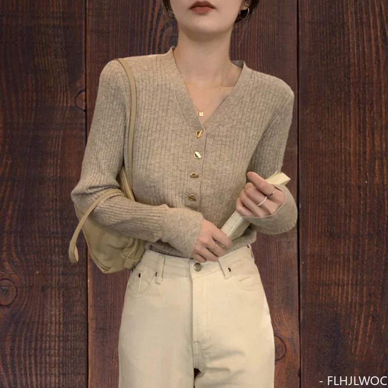 Chic Korean Femme Tops 2023 Women Fashion Winter Spring Basic Wear Jumpers Solid Knitted Pullovers Sweaters
Chic Korean Femme Tops 2023 Women Fashion Winter Spring Basic Wear Jumpers Solid Knitted Pullovers Sweaters