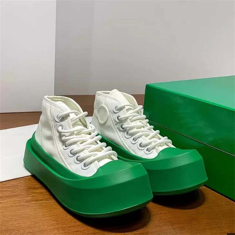 New White Green High Top Canvas Shoes Women Thick Sole Sport Casual Board Shoes Female Sneakers Lace-up Flats Platform
New White Green High Top Canvas Shoes Women Thick Sole Sport Casual Board Shoes Female Sneakers Lace-up Flats Platform