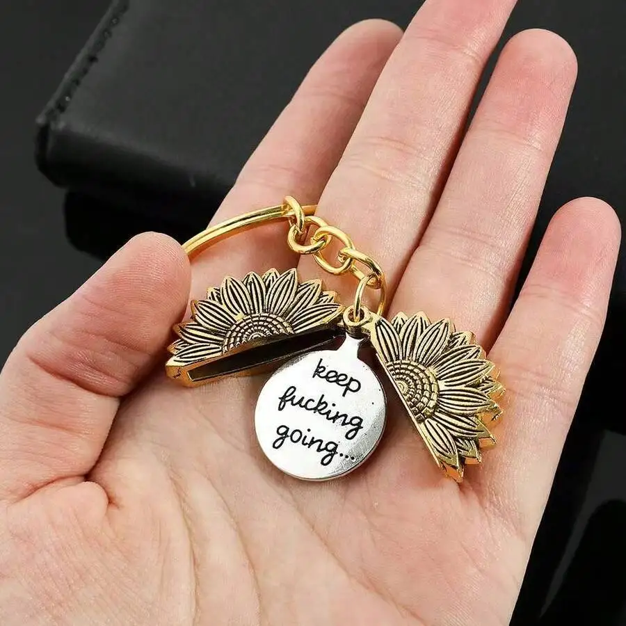 Sunflower Keychain Motivational Gift, Suitable For Both Women And Men,Birthday And Christmas Gifts,For Best Friends And Students
Sunflower Keychain Motivational Gift, Suitable For Both Women And Men,Birthday And Christmas Gifts,For Best Friends And Students