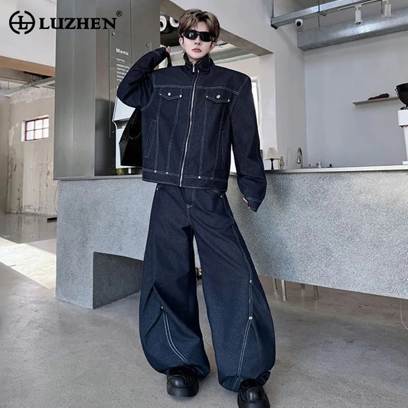 LUZHEN Male Denim Two-piece Sets Fashion 2025 Autumn Original Wide Leg Jeans Men's Pockets Decorate Handsome Jacket New JY3831
LUZHEN Male Denim Two-piece Sets Fashion 2025 Autumn Original Wide Leg Jeans Men's Pockets Decorate Handsome Jacket New JY3831