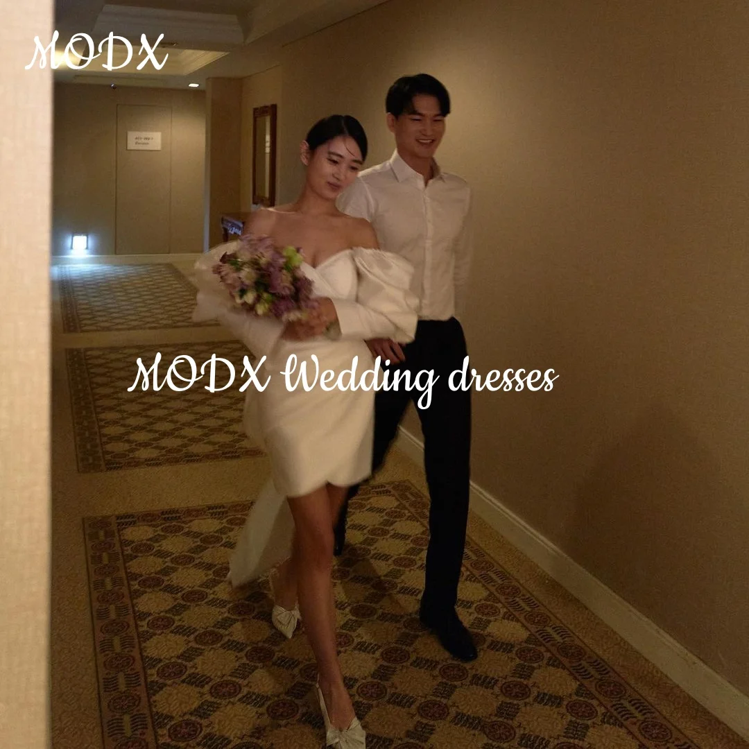 MODX Simple Mini Wedding Dresses Sweetheart Strapless Bubble Sleeve with Bow Korean Wedding Photography Bridal Gown Customized
MODX Simple Mini Wedding Dresses Sweetheart Strapless Bubble Sleeve with Bow Korean Wedding Photography Bridal Gown Customized