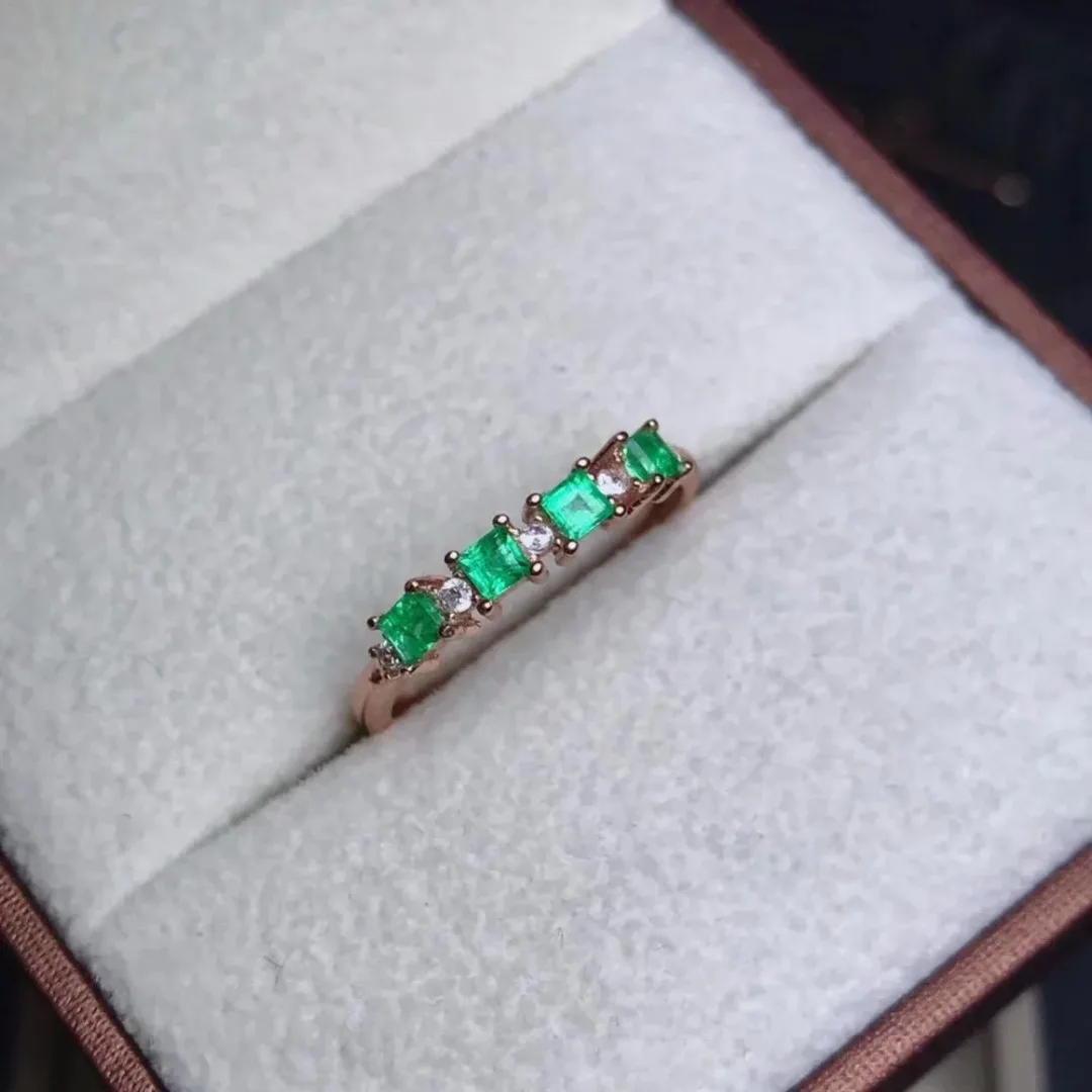 Natural Green Emerald Gemstone Ring in 925 Sterling Silver Fine Jewelry for Women ,Real Emerald Ring with Box
Natural Green Emerald Gemstone Ring in 925 Sterling Silver Fine Jewelry for Women ,Real Emerald Ring with Box
