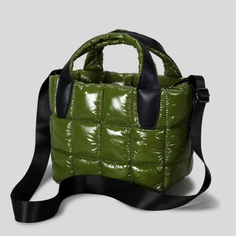 Winter 2025 Waterproof Nylon Down Cotton Handbag 1 Pc Minimalist Quilted Puffy Tote Bag Plaid Quilted Padded Daily Commute Bag
Winter 2025 Waterproof Nylon Down Cotton Handbag 1 Pc Minimalist Quilted Puffy Tote Bag Plaid Quilted Padded Daily Commute Bag