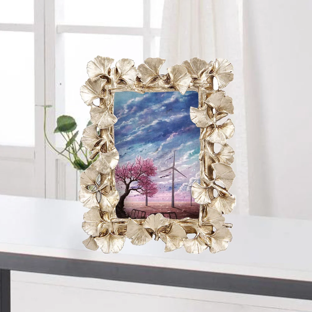 Gold Ginkgo Leaf Photo Frame Resin European Style Decorative Picture Frame Desktop Vertical Horizontal for Office Study
Gold Ginkgo Leaf Photo Frame Resin European Style Decorative Picture Frame Desktop Vertical Horizontal for Office Study