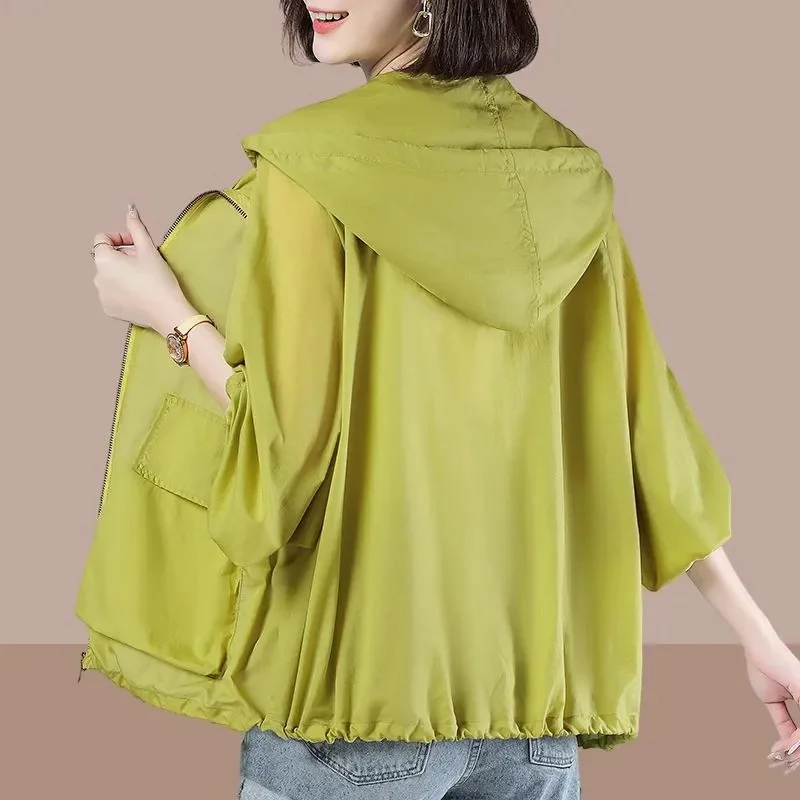 2025 Summer New Sun Protection Clothing Jacket Women Large Size High Quality Thin Breathable Cardigan Sunscreens Coat Female Top
2025 Summer New Sun Protection Clothing Jacket Women Large Size High Quality Thin Breathable Cardigan Sunscreens Coat Female Top