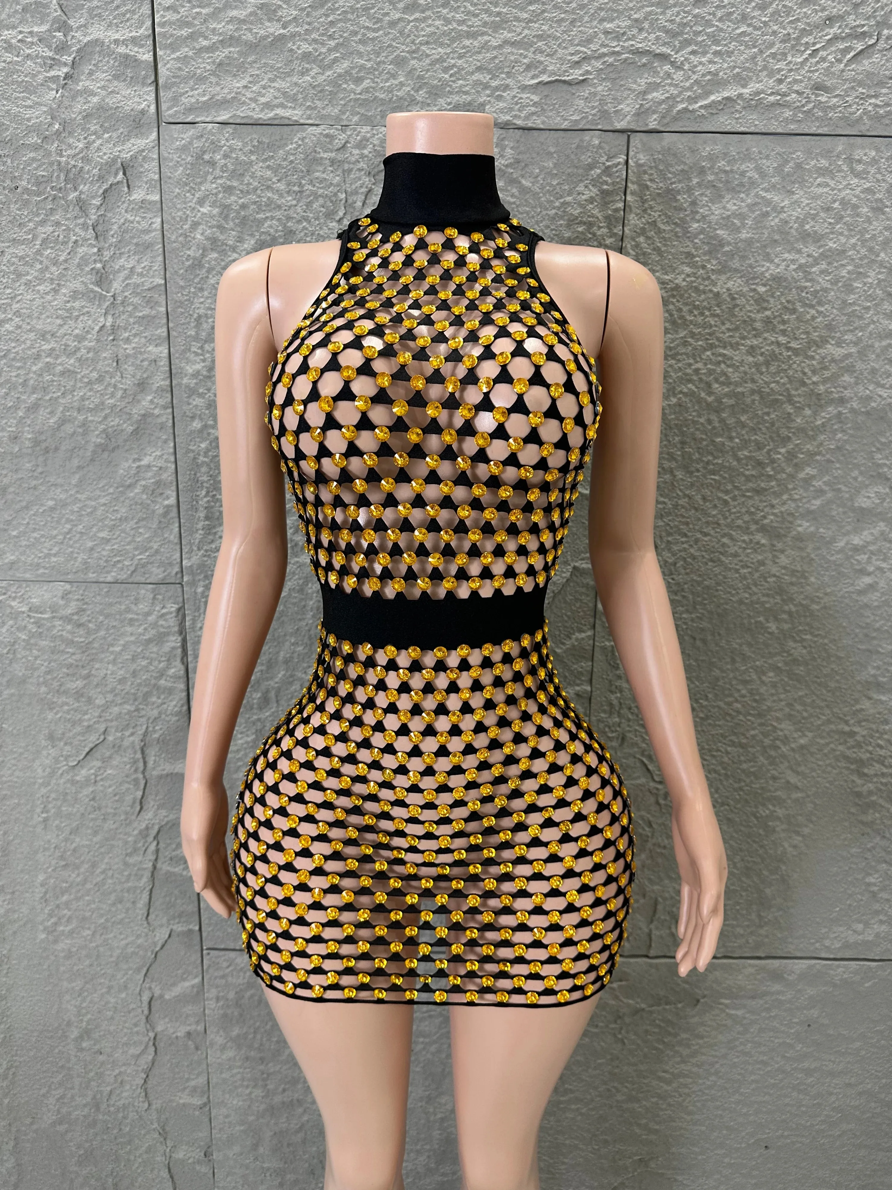 Sexy Black High Neck Fishnet Mesh Dress Sleeveless Hollow Out Diamond Pearl Embellished Bodycon Evening Birthday Mini Gown
Sexy Black High Neck Fishnet Mesh Dress Sleeveless Hollow Out Diamond Pearl Embellished Bodycon Evening Birthday Mini Gown