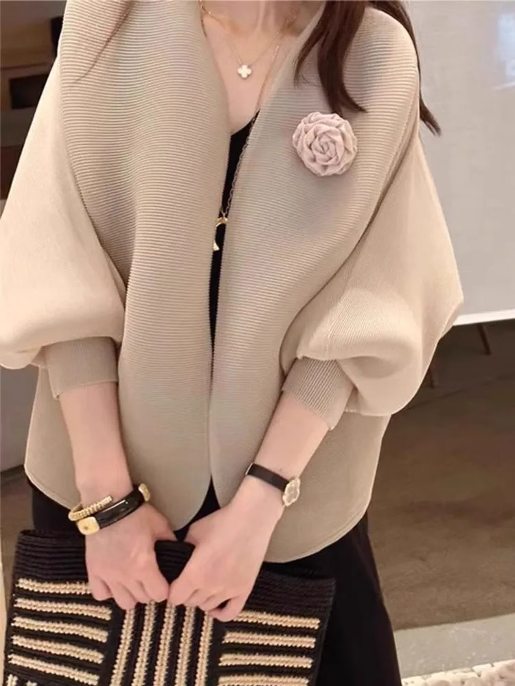 Loose Long Sleeve Pure Color V-Neck Pleated Cardigan Fashionable Slimming Large Size Summer Outerwear by Sanza Art Creation
Loose Long Sleeve Pure Color V-Neck Pleated Cardigan Fashionable Slimming Large Size Summer Outerwear by Sanza Art Creation