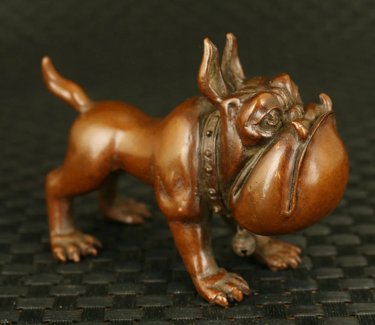 Большая китайская красная медная статуя ручной работы с драгоценной собакой, украшение для дома, подарок
Большая китайская красная медная статуя ручной работы с драгоценной собакой, украшение для дома, подарок