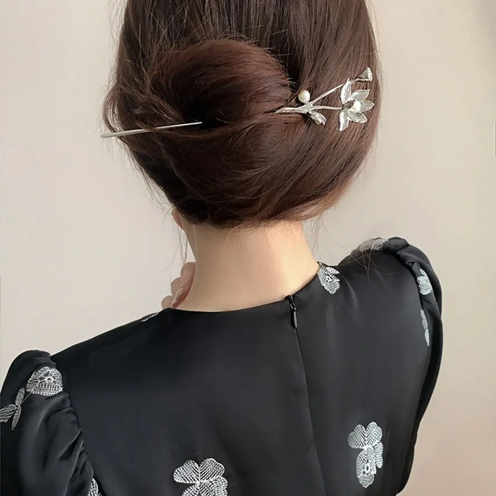 Retro Hairstyle Design Tool Cheongsam Flower Lotus Metal Hairpin Hanfu Hair Sticks Ancient Style Hairpin Chinese Style Headwear
Retro Hairstyle Design Tool Cheongsam Flower Lotus Metal Hairpin Hanfu Hair Sticks Ancient Style Hairpin Chinese Style Headwear