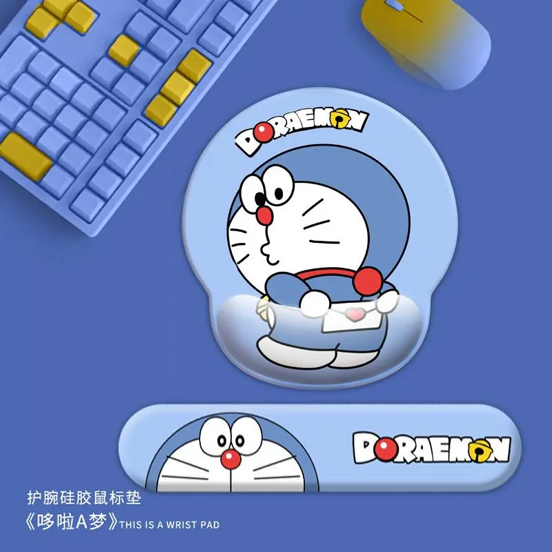 Периферийные устройства Doraemon, милый коврик для мыши, защита для запястья, комплект из двух предметов, симпатичная синяя силиконовая клавиатура, подставка для рук, подарок, оптовая продажа
Периферийные устройства Doraemon, милый коврик для мыши, защита для запястья, комплект из двух предметов, симпатичная синяя силиконовая клавиатура, подставка для рук, подарок, оптовая продажа