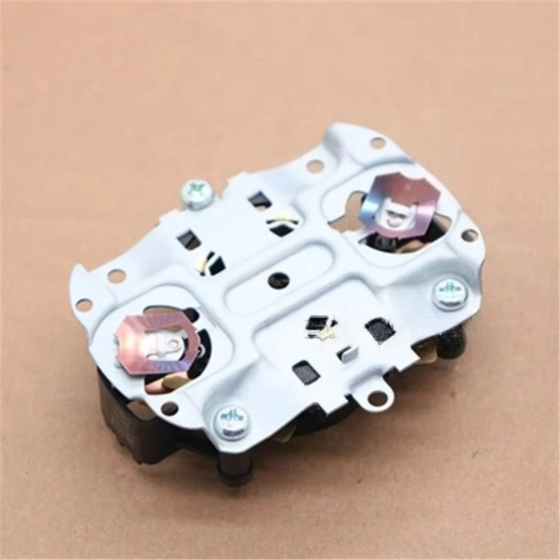 Suitable for Midea water dispenser electric kettle thermostat STRIX, coupler, connector U1502
Suitable for Midea water dispenser electric kettle thermostat STRIX, coupler, connector U1502