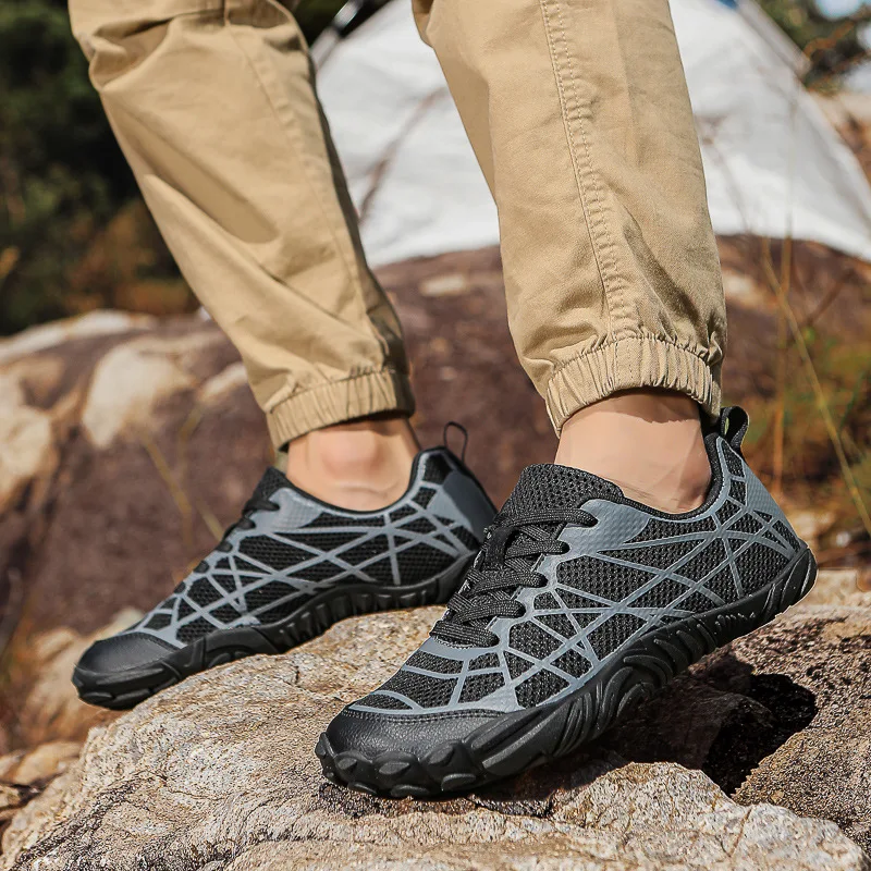 Large-size Mesh Breathable Casual Shoes Unisex Woven Trainers Couples' Travel Shoes Soft and Slip-Resistant
Large-size Mesh Breathable Casual Shoes Unisex Woven Trainers Couples' Travel Shoes Soft and Slip-Resistant