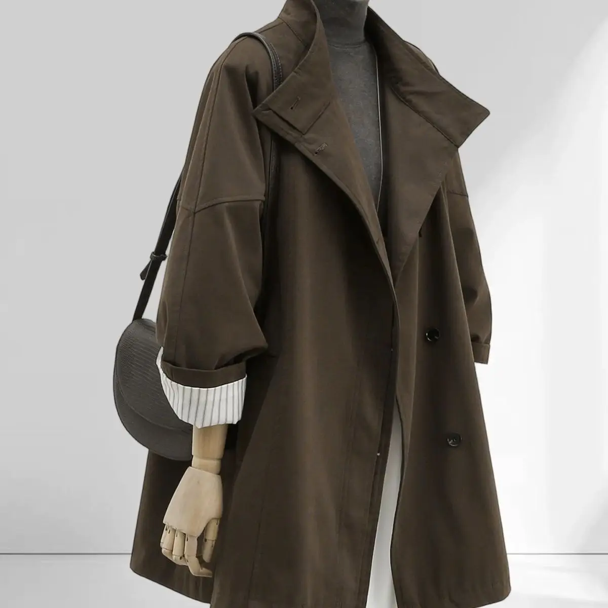 Коричневый тренч для женщин, новинка весны и осени в корейском стиле, с воротником-стойкой, свободный повседневный, укороченный пальто средней длины
Коричневый тренч для женщин, новинка весны и осени в корейском стиле, с воротником-стойкой, свободный повседневный, укороченный пальто средней длины