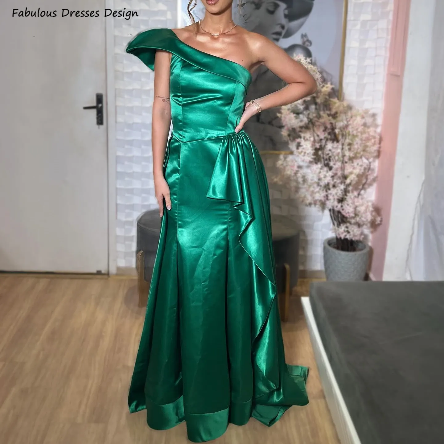 Formal Green Long Mermaid Bridesmaid Dresses One Shoulder Cap Sleeve Trumpet Prom Party Gown 2025 For Women Wedding Guest Dress
Formal Green Long Mermaid Bridesmaid Dresses One Shoulder Cap Sleeve Trumpet Prom Party Gown 2025 For Women Wedding Guest Dress
