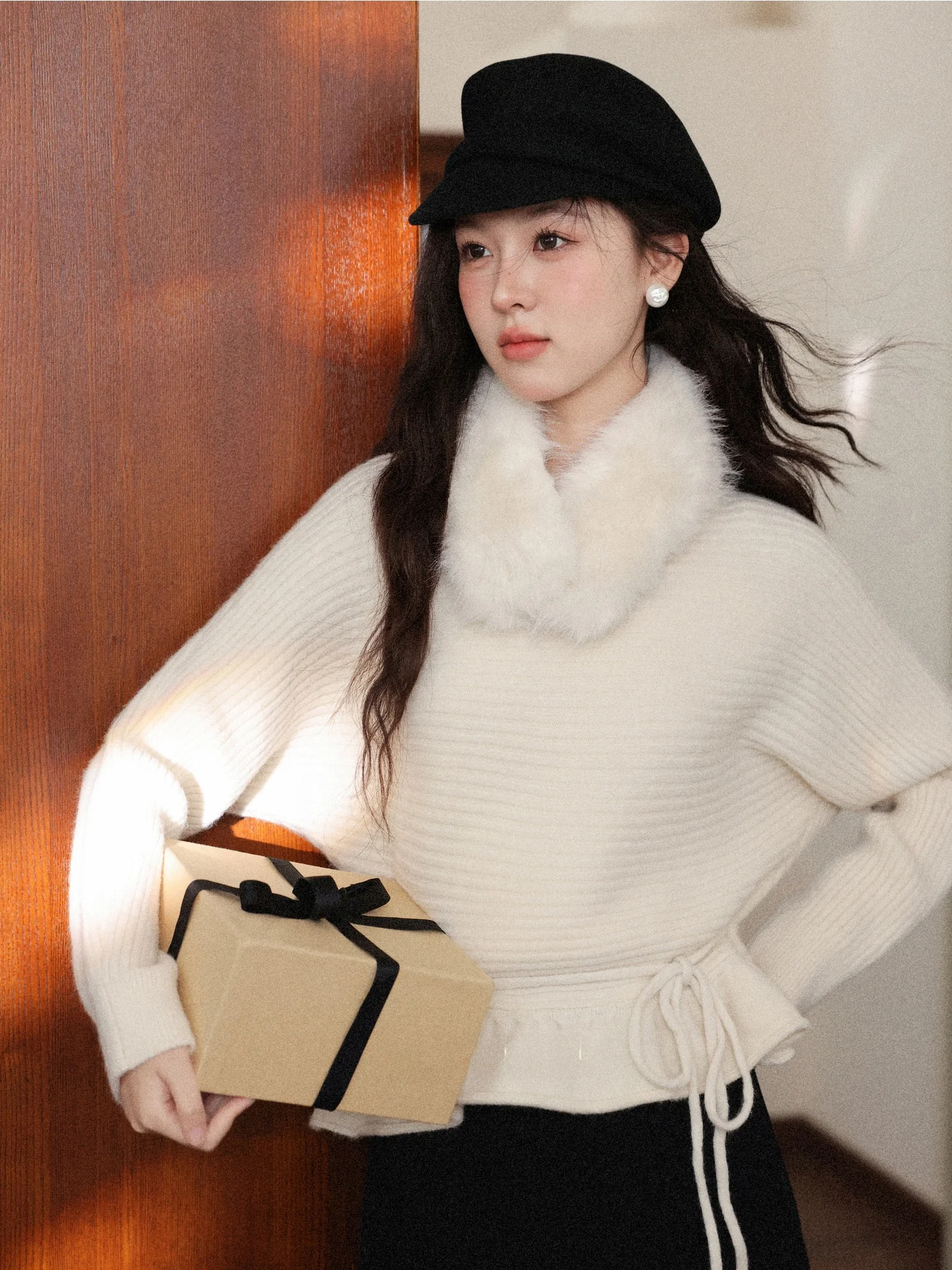 Ele Long Sve Женский свитер с меховым воротником Свободная верхняя одежда Модный осенне-зимний открытый кардиган Sle от Lu Xiang...
Ele Long Sve Женский свитер с меховым воротником Свободная верхняя одежда Модный осенне-зимний открытый кардиган Sle от Lu Xiang...