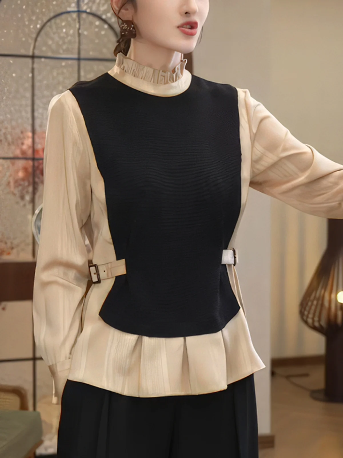 Early Autumn Champagne Color Pleated Process Slimming Waist Design Korean Style Mushroom Cap Collar Top Women's plus Size Shirt
Early Autumn Champagne Color Pleated Process Slimming Waist Design Korean Style Mushroom Cap Collar Top Women's plus Size Shirt