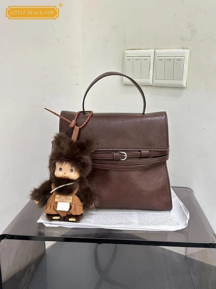 Офисная женская модная сумка с клапаном из искусственной кожи, сумка через плечо, элегантная женская дизайнерская сумка на плечо под мышками
Офисная женская модная сумка с клапаном из искусственной кожи, сумка через плечо, элегантная женская дизайнерская сумка на плечо под мышками