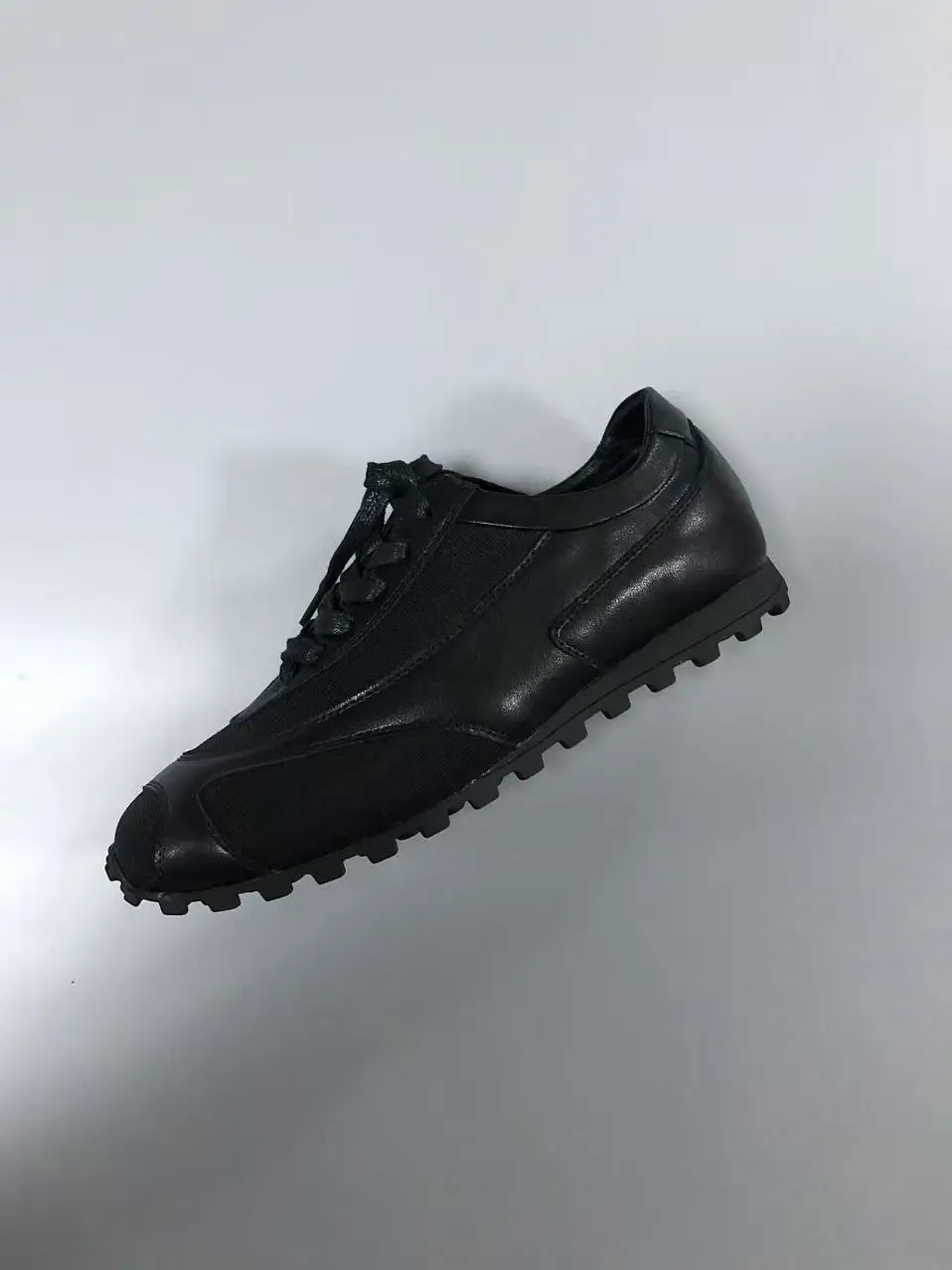Casual Climbing Shoes Men's round Toe Low Top Walking Shoes Comfortable Breathable Upgraded Version of the Classic Deqin Shoe
Casual Climbing Shoes Men's round Toe Low Top Walking Shoes Comfortable Breathable Upgraded Version of the Classic Deqin Shoe