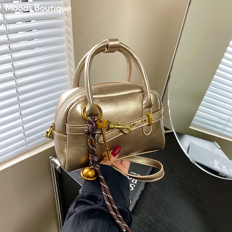 сумка женская сумка женская маленькая летняя сумка женская MOODS Мини Бостон Сумки с ручками сверху для женщин 2025 Роскошные дизайнерские кошельки и сумки Маленькая сумка через плечо с подвесками
сумка женская сумка женская маленькая летняя сумка женская MOODS Мини Бостон Сумки с ручками сверху для женщин 2025 Роскошные дизайнерские кошельки и сумки Маленькая сумка через плечо с подвесками