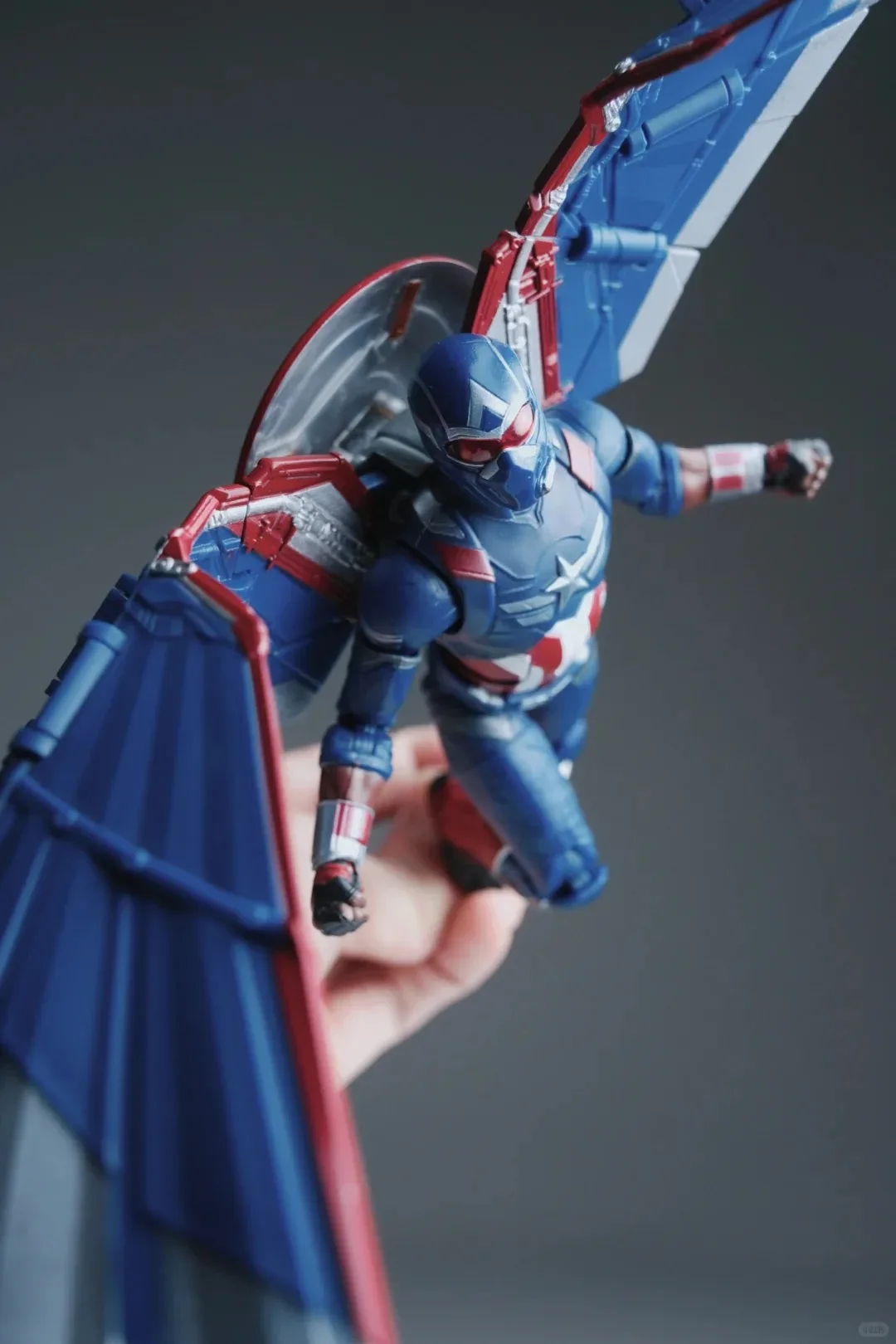 Marvel Legends Captain America 4 Falcon Jointed Moving Action Figure Collectible Toy Doll One Generation Two Robot Model
Marvel Legends Captain America 4 Falcon Jointed Moving Action Figure Collectible Toy Doll One Generation Two Robot Model