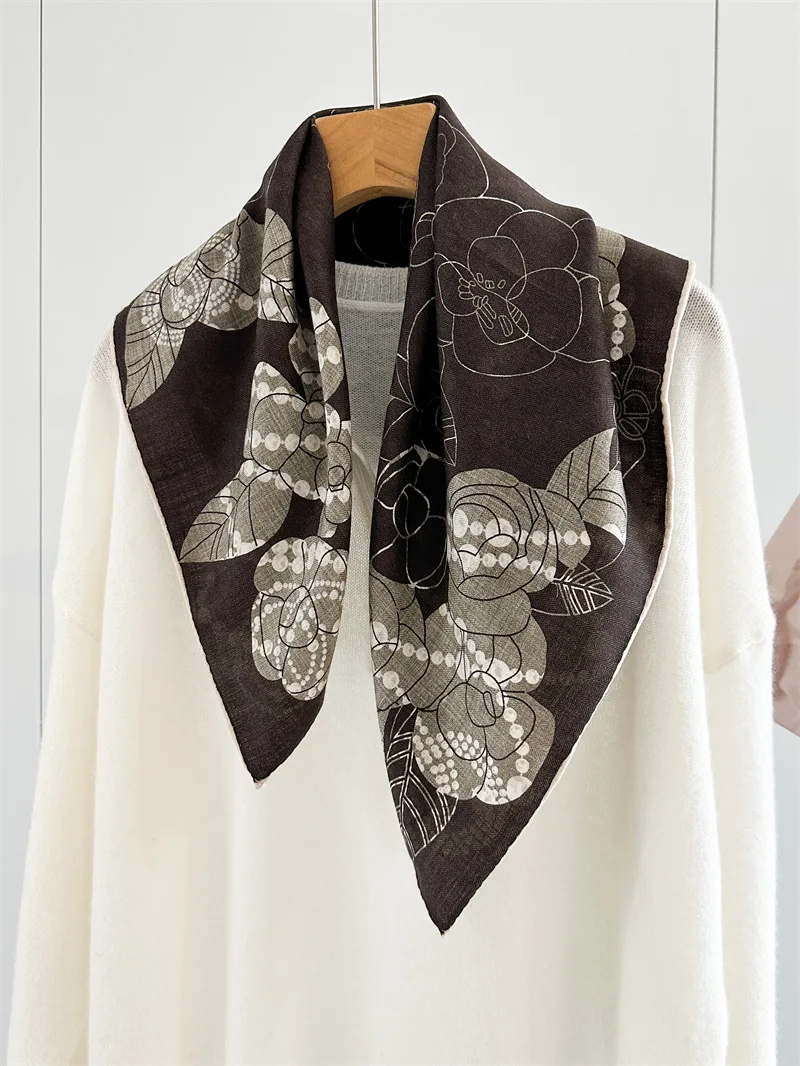 70% Wool 30% Silk Scarf for Women Elegant Chic Coffee Floral Square Scarf Ladies Winter Accessories Christmas gifts
70% Wool 30% Silk Scarf for Women Elegant Chic Coffee Floral Square Scarf Ladies Winter Accessories Christmas gifts