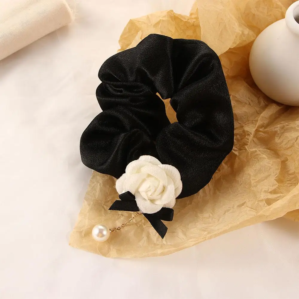 Korean Fashion Women Girls Pearl Cloth Camellia Scrunchies Hair Bands Hair Circle Elastic Hair Rope
Korean Fashion Women Girls Pearl Cloth Camellia Scrunchies Hair Bands Hair Circle Elastic Hair Rope
