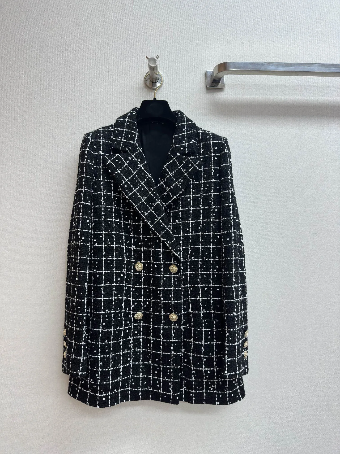 2023 Autumn Winter Fashion Women's High Quality Double-breasted Plaid Tweed Coat Elegant Blazers Jackets F279
2023 Autumn Winter Fashion Women's High Quality Double-breasted Plaid Tweed Coat Elegant Blazers Jackets F279